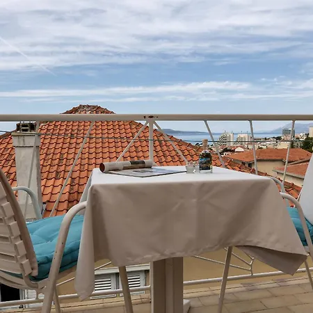 Apartman And Mila Makarska